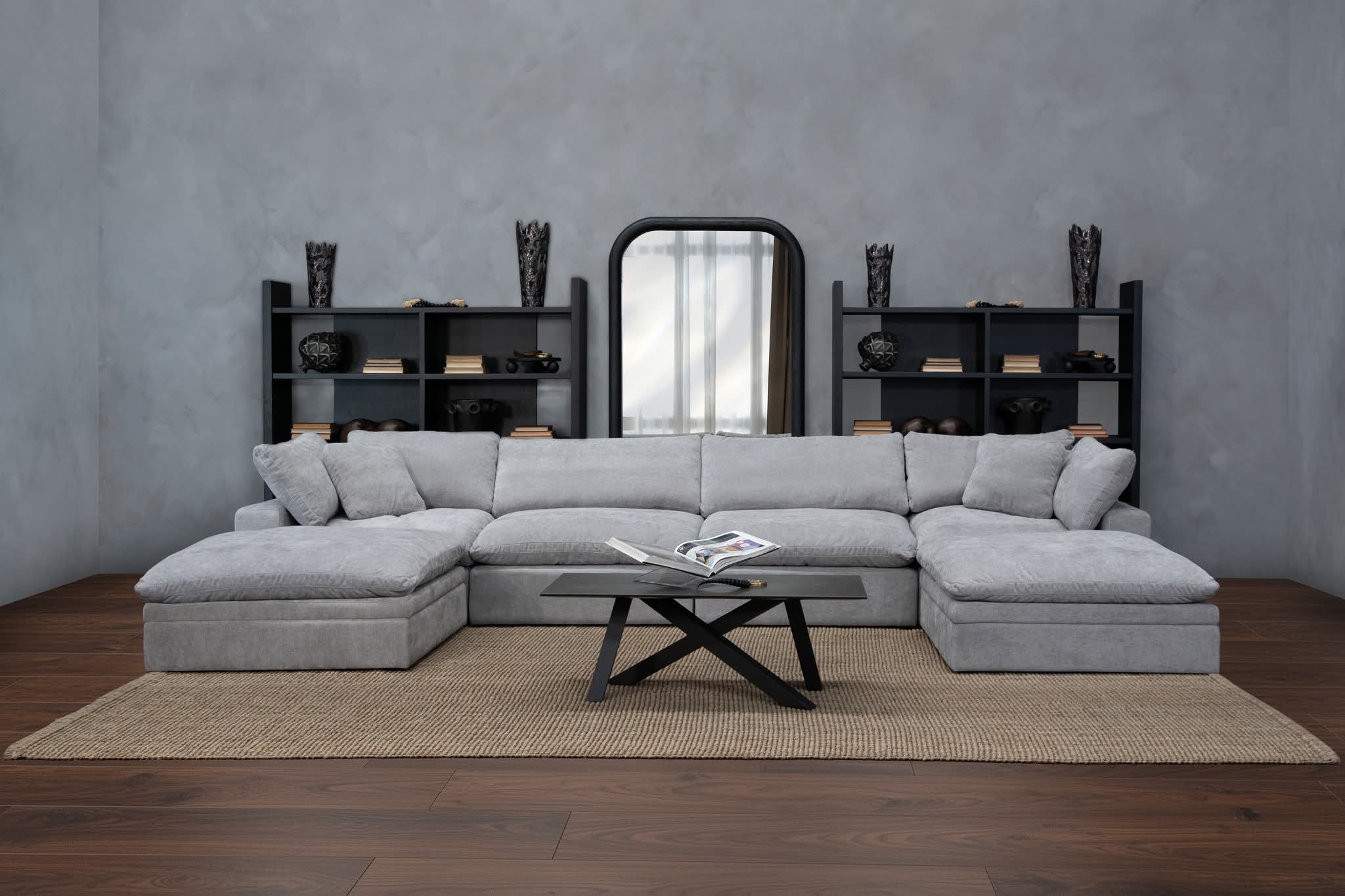 Sala modular en forma de U en tono gris claro